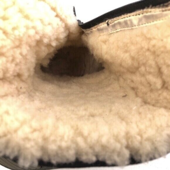 UGG Kentt Black Leather Sheepskin Winter Boots 7 - Picture 9 of 11